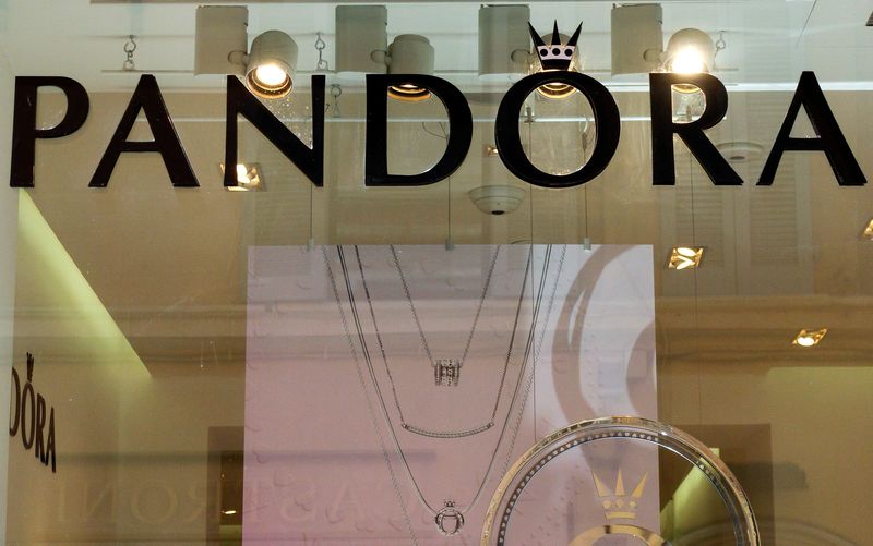 Pandora revoit ses prévisions de vente à la hausse après un 3e trimestre meilleur que prévu
