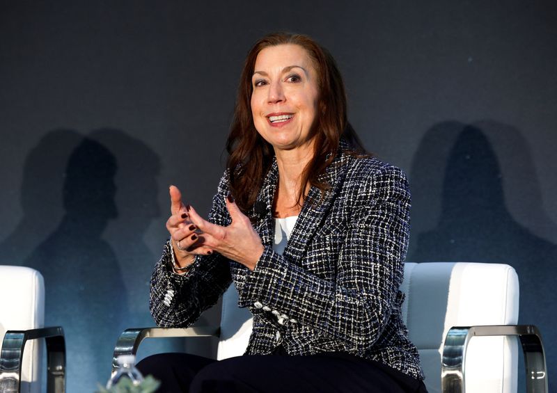 &copy; Reuters. Chrysler Brand CEO Christine Feuell speaks during Reuters Events Automotive USA 2023 in Detroit, Michigan U.S., November 8, 2023. REUTERS/Rebecca Cook