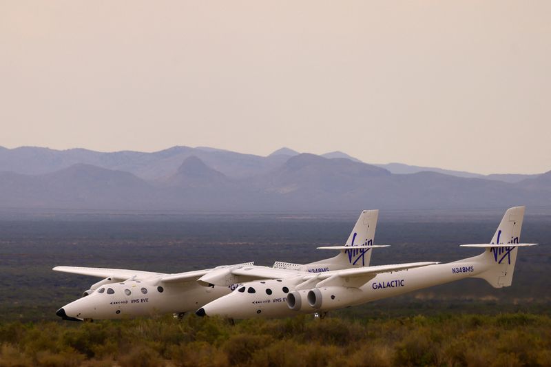 &copy; Reuters. VMS Eve, operated by Virgin Galactic, returns after the company's first commercial flight to the edge of space, at the Spaceport America facility, in Truth or Consequences, New Mexico, U.S., June 29, 2023. REUTERS/Jose Luis Gonzalez