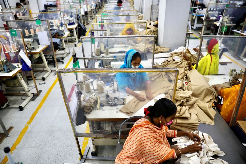 Les marques de mode veulent relever le prix d'achat des vêtements fabriqués au Bangladesh