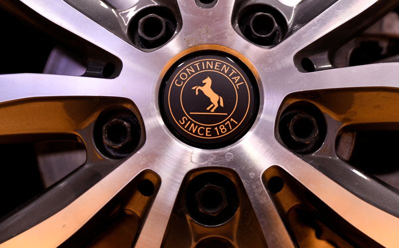 &copy; Reuters. FILE PHOTO: A car wheel with a badge showing the logo of German tyre company Continental, pictured before the company's annual news conference in Hanover, Germany, March 7, 2019. REUTERS/Fabian Bimmer/File Photo