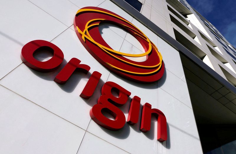 Pension fund AustralianSuper raises stake in Origin Energy to 16.50%