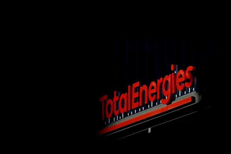 TotalEnergies Texas FCC work to continue to late Nov -sources