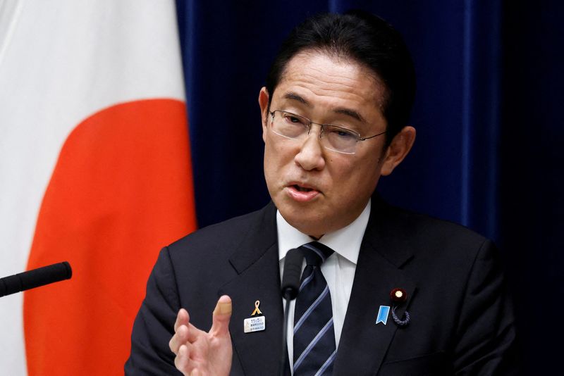 &copy; Reuters. FILE PHOTO: Fumio Kishida, Japan's prime minister, speaks during a news conference at the prime minister's official residence in Tokyo, Japan, November 2, 2023.  Kiyoshi Ota/Pool via REUTERS/File Photo