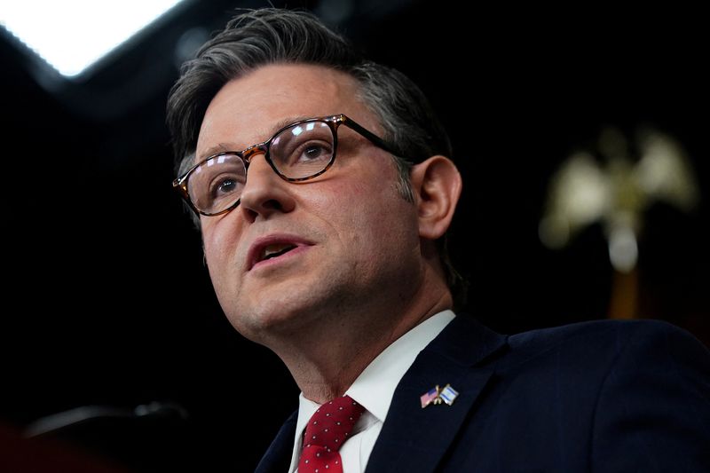 &copy; Reuters. U.S. House Speaker Mike Johnson (R-LA) speaks during a press conference on Capitol Hill in Washington, U.S., November 14, 2023. REUTERS/Elizabeth Frantz/File Photo