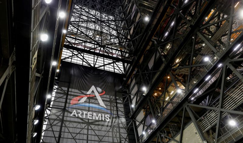 &copy; Reuters. FILE PHOTO: A banner with the logo of NASA's Artemis program is shown inside the massive Vehicle Assembly Building at Kennedy Space Center in Cape Canaveral, Florida, U.S. November 5, 2021. REUTERS/Joe Skipper/File Photo
