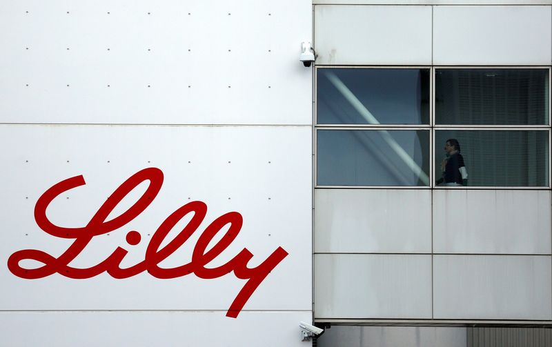 &copy; Reuters. FILE PHOTO: The logo of Lilly is seen on a wall of the Lilly France company unit, part of the Eli Lilly and Co drugmaker group, in Fegersheim near Strasbourg, France, February 1, 2018. Picture taken February 1, 2018. REUTERS/Vincent Kessler