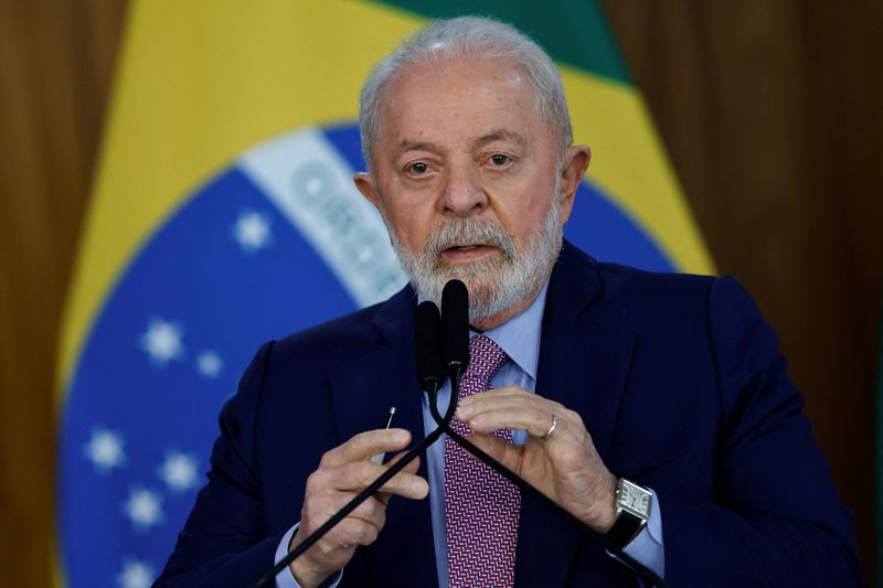 &copy; Reuters. El presidente de Brasil, Luiz Inácio Lula da Silva, asiste a una rueda de prensa en el Palacio de Planalto en Brasilia, Brasil, 1 de noviembre de 2023. REUTERS/Adriano Machado