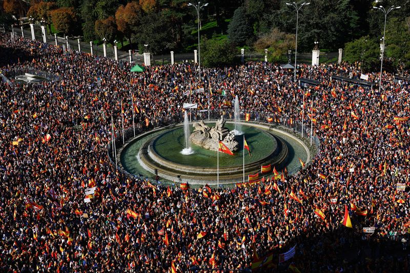 Biggest protest in Spain against Catalan amnesty law draws 170,000