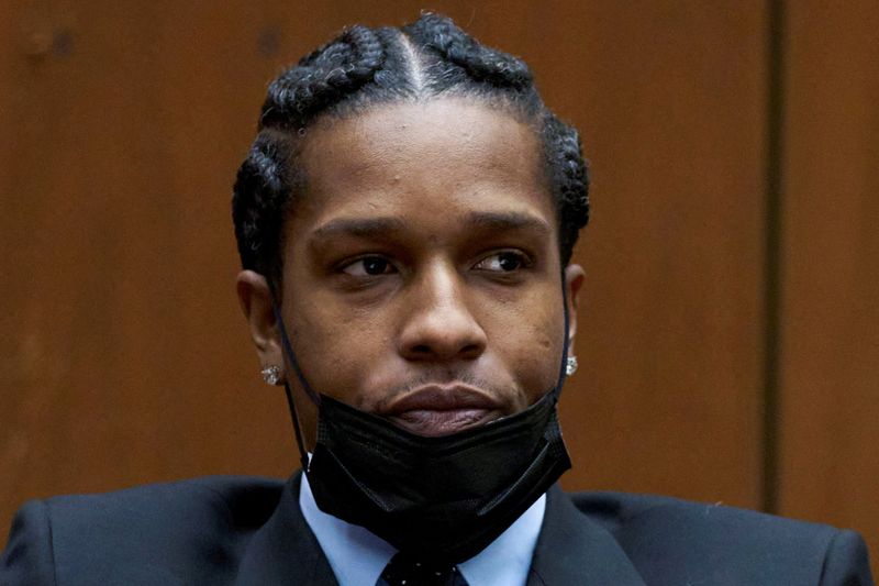 &copy; Reuters. Rakim Mayers, aka A$AP Rocky, sits in the Clara Shortridge Foltz Criminal Justice Center for a preliminary hearing in his assault with a semiautomatic firearm case in Los Angeles, California, U.S, November 20, 2023. Allison Dinner/Pool via REUTERS   