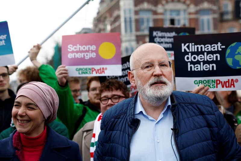 &copy; Reuters. Candidato a premiê holandês Frans Timmermans comparece a ato em defesa do clima em Amsterdã antes de eleições
12/11/2023
REUTERS/Piroschka van de Wouw