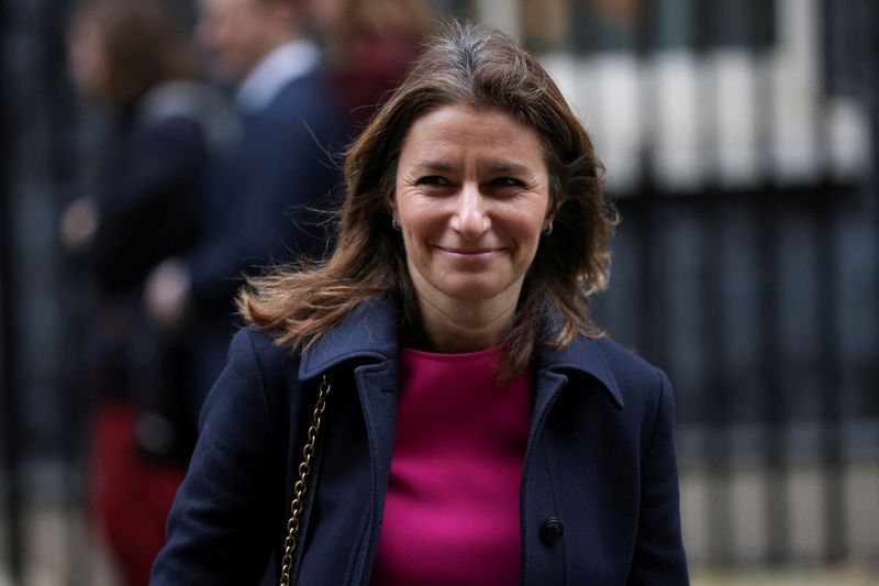 © Reuters. Britain's Culture Secretary Lucy Frazer leaves 10 Downing Street following a Cabinet meeting in London, Britain, November 14, 2023. REUTERS/Hollie Adams