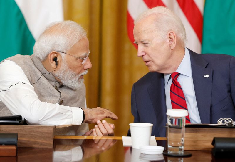 &copy; Reuters. FILE PHOTO: U.S. President Joe Biden and India's Prime Minister Narendra Modi talk during a meeting with senior officials and CEOs of American and Indian companies in the East Room of the White House in Washington, U.S., June 23, 2023. REUTERS/Evelyn Hock
