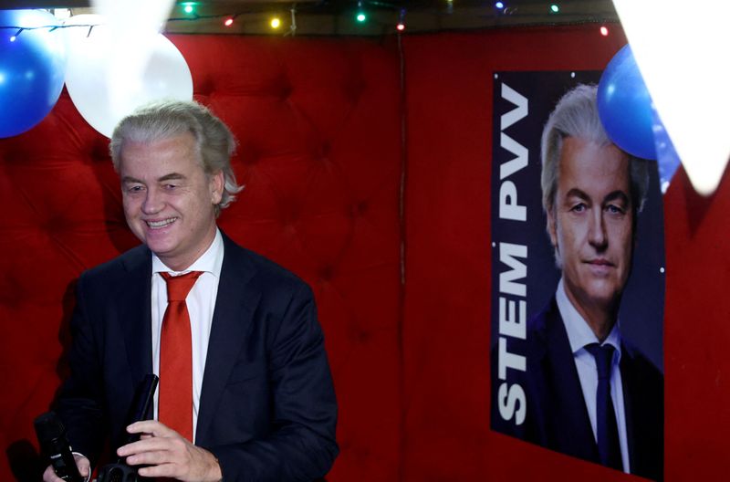 &copy; Reuters. 　２２日投開票されたオランダ総選挙は、反移民・反ＥＵを掲げる極右のポピュリスト政治家、ウィルダース党首（写真）率いる自由党が第１党になる見通しだ。ハーグで撮影（２０２３年