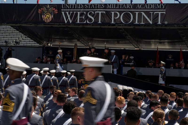 &copy; Reuters. FILE PHOTO: Cadets attend the 2023 graduation ceremony at the United States Military Academy (USMA), at Michie Stadium in West Point, New York, U.S., May 27, 2023. REUTERS/Eduardo Munoz