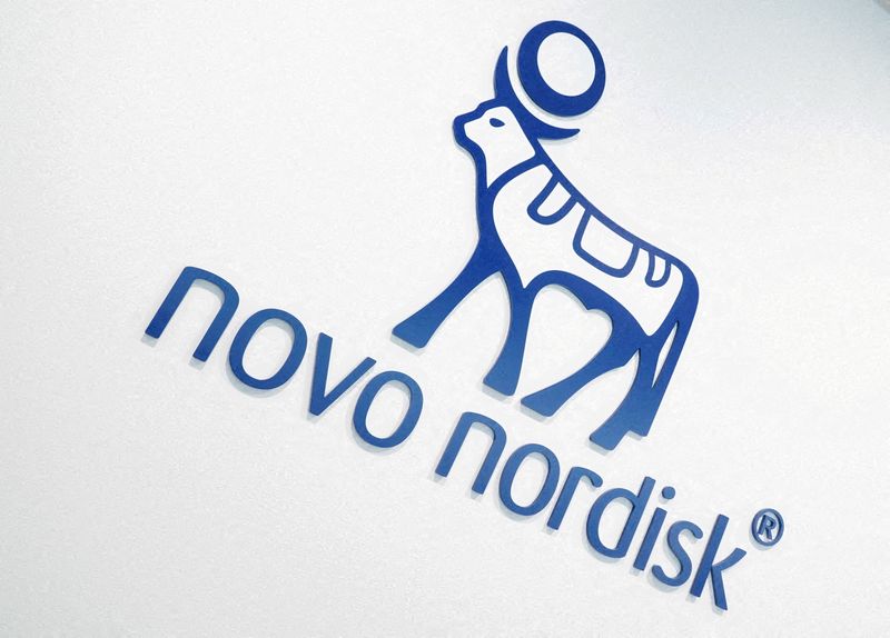&copy; Reuters. Logo Novo Nordisk dans les bureaux de l'entreprise à Copenhague. /Photo prise le 26 septembre 2023/REUTERS/Tom Little
