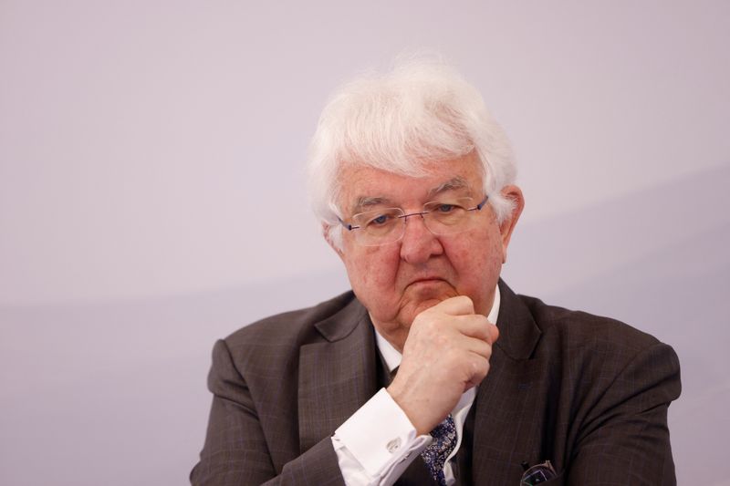 &copy; Reuters. European Central Bank policymaker and Governor of the Austrian National Bank Robert Holzmann addresses the media in Vienna, Austria, March 23, 2023. REUTERS/Leonhard Foeger/File Photo