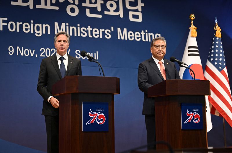 &copy; Reuters. US Secretary of State Antony Blinken and South Korean Foreign Minister Park Jin hold a joint press conference at the Foreign Ministry in Seoul, South Korea on November 9, 2023.     JUNG YEON-JE/Pool via REUTERS/File Photo