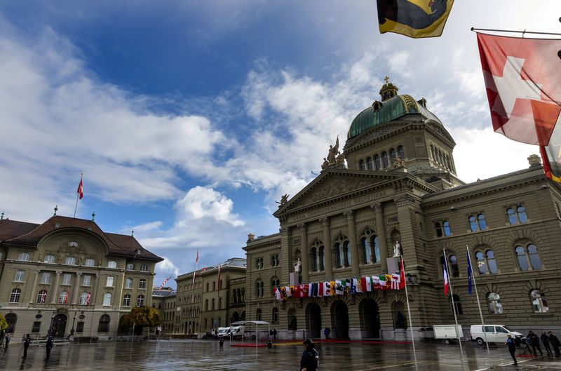 &copy; Reuters. スイス国立銀行（中央銀行）のジョルダン総裁は、１２月１４日の政策決定会合で利上げする可能性を排除できないとの見解を明らかにした。写真は１１月１５日、ベルンで撮影（２０２３