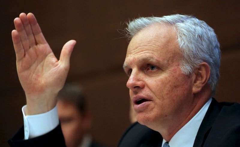 &copy; Reuters. Azul Linhas Aereas Brasileiras S/A's (Azul) Chief Executive and founder David Neeleman, gestures as he speaks during a news conference in Sao Paulo, Brazil, June 26, 2015. REUTERS/Paulo Whitaker/File Photo