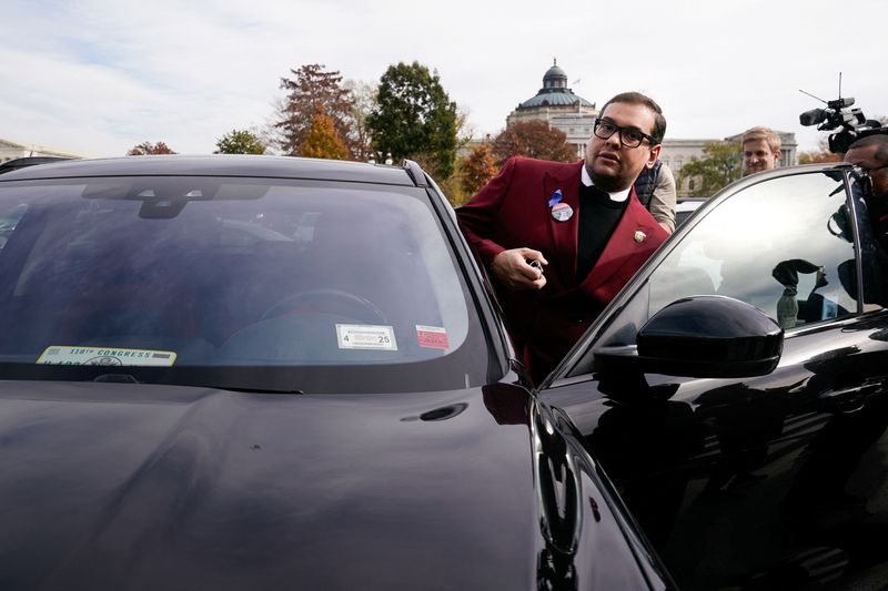 &copy; Reuters. U.S. Rep. George Santos (R-NY) leaves the Capitol after a series of votes, in Washington, U.S., November 15, 2023. REUTERS/Elizabeth Frantz/File Photo