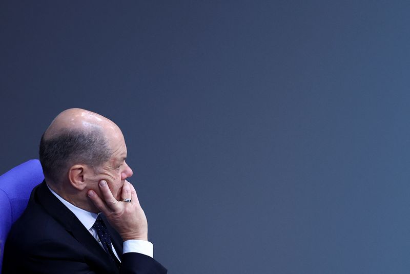 &copy; Reuters. FILE PHOTO: German Chancellor Olaf Scholz reacts on the day of a government declaration on the budget situation to the lower house of parliament Bundestag in Berlin, Germany, November 28, 2023.  REUTERS/Lisi Niesner/File Photo