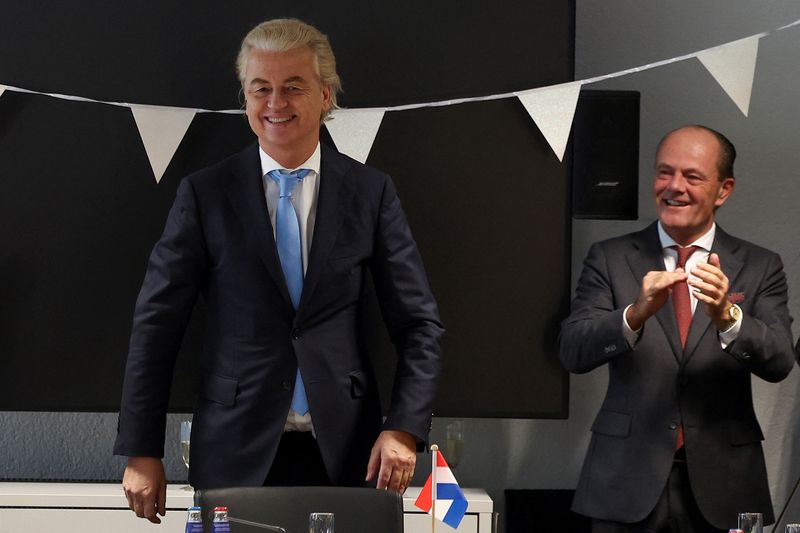 Netherlands politician Wilders says minority cabinet an option