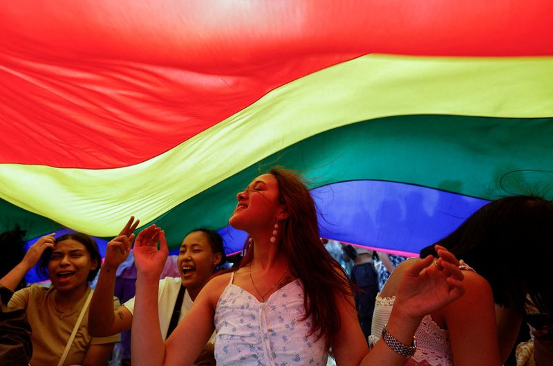 &copy; Reuters. FILE PHOTO: Participants take part in an annual LGBTQ+ Pride parade, in Kathmandu, Nepal June 10, 2023. REUTERS/Navesh Chitrakar/File Photo