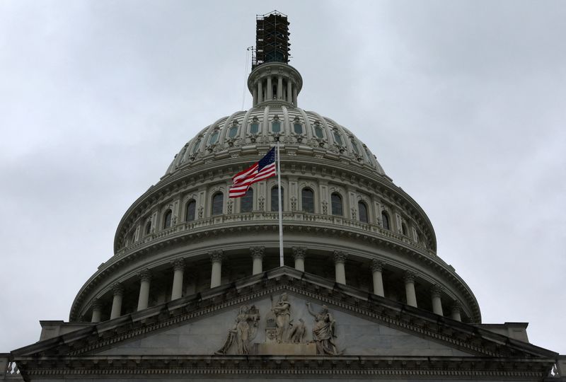 &copy; Reuters. FILE PHOTO: The dome of the U.S. Capitol building is seen on a rainy day as the deadline to avert a government shutdown approaches in Washington, U.S., September 26, 2023. REUTERS/Leah Millis/File Photo
