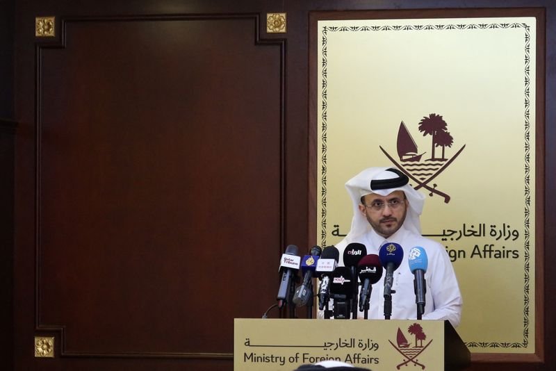 &copy; Reuters. المتحدث باسم وزارة الخارجية القطرية ماجد الأنصاري يتحدث في الدوحة يوم  28 نوفمبر تشرين الثاني 2023. تصوير: عماد كريدي-رويترز.