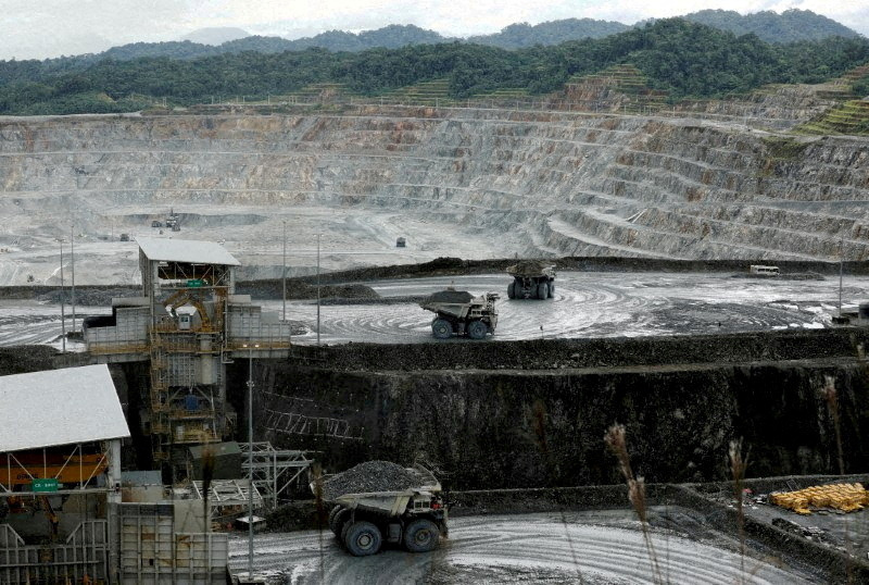 © Reuters. FILE PHOTO: View of the Cobre Panama mine, of Canadian First Quantum Minerals, in Donoso, Panama, December 6, 2022. REUTERS/Aris Martínez/File Photo