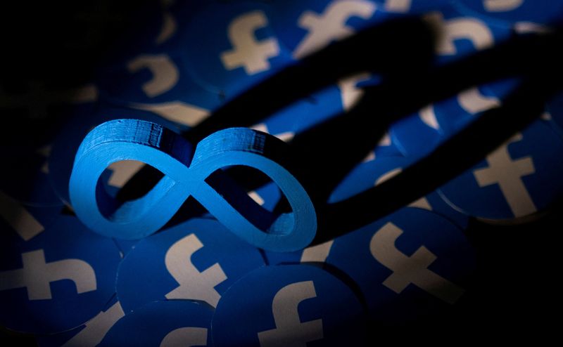 &copy; Reuters. Meta and Facebook logos are seen in this illustration taken February 15, 2022. REUTERS/Dado Ruvic/Illustration/File Photo