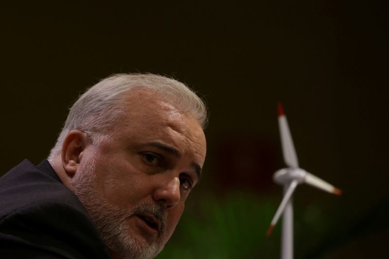 &copy; Reuters. FILE PHOTO: Jean Paul Prates, CEO of Brazil's state-run oil company Petrobras, speaks during a news conference at the Petrobras headquarters in Rio de Janeiro, Brazil March 2, 2023. REUTERS/Pilar Olivares/File Photo