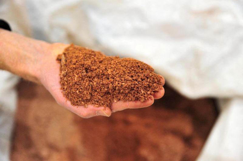 © Reuters. FILE PHOTO: Raw Rare Earth ore waiting to be processed at Vital Metals in Saskatoon, Saskatchewan, Canada January 16, 2023.  REUTERS/Nayan Sthankiya/File Photo