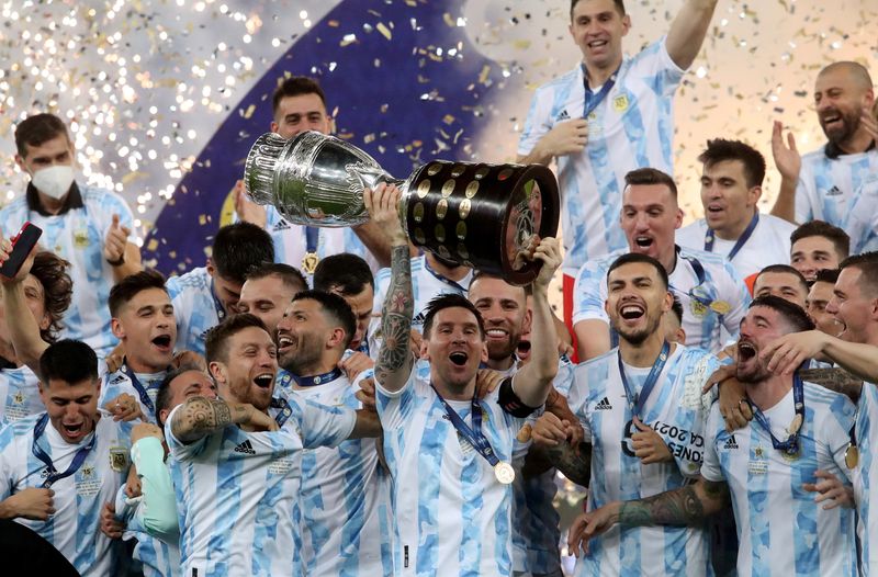 &copy; Reuters. Argentina comemora título da Copa América de 2021
10/07/2021
REUTERS/Amanda Perobelli 
