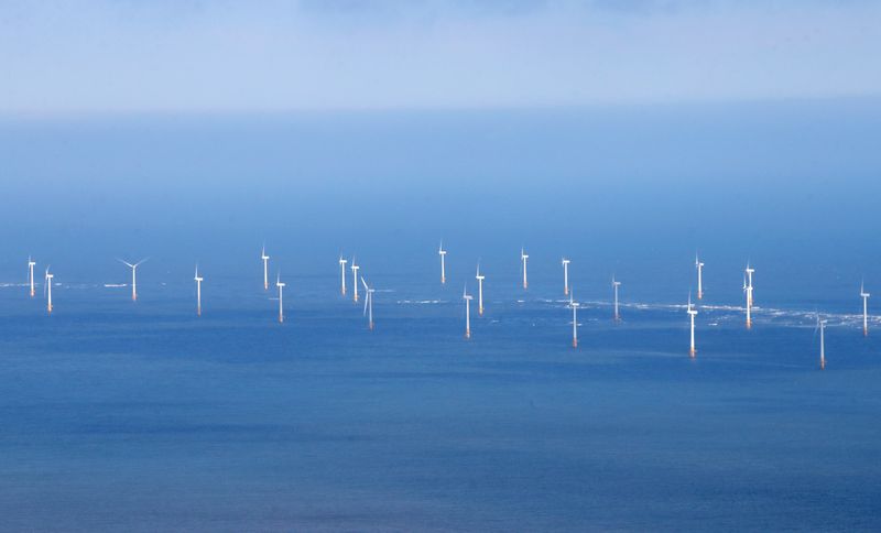 &copy; Reuters. FILE PHOTO: Scroby Sands offshore wind farm can be seen off of the coast at Great Yarmouth, Britain, October 24, 2018. Picture taken October 24, 2018. REUTERS/Chris Radburn