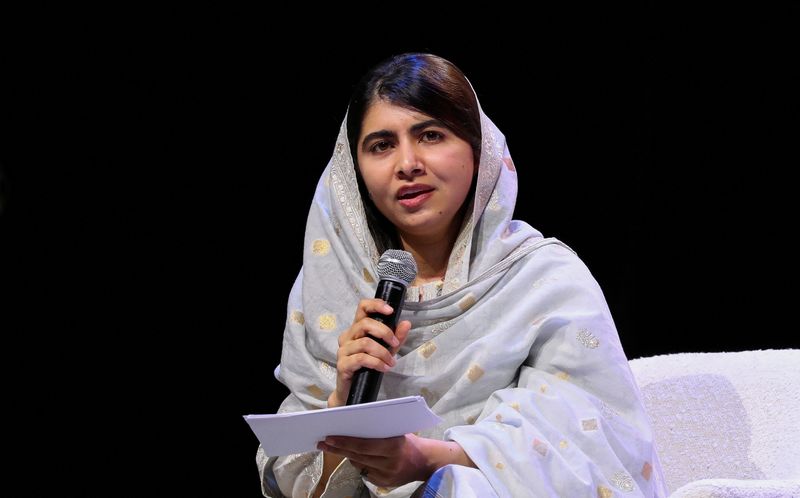 Malala Yousafzai compara el trato de los talibanes a las mujeres con el apartheid