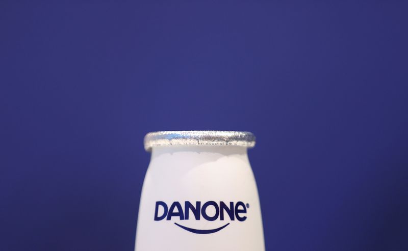 &copy; Reuters. A company logo is seen on a product displayed before French food group Danone's 2019 annual results presentation in Paris, France, February 26, 2020. REUTERS/Christian Hartmann/File Photo