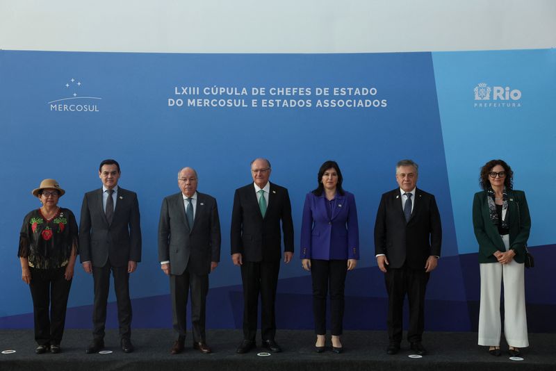 Mercosur summit overshadowed by fate of EU trade deal, Milei in the wings