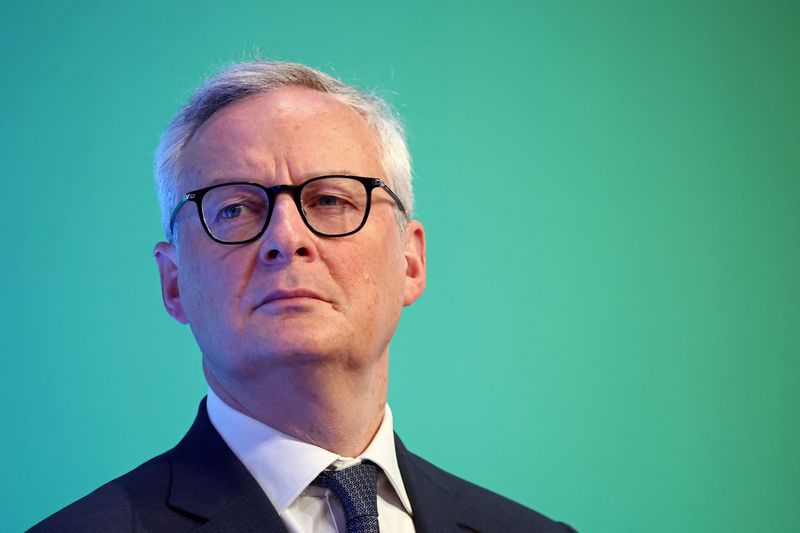 &copy; Reuters. Il ministro francese dell'Economia, delle Finanze, dell'Industria e della Sicurezza digitale Bruno Le Maire partecipa a un vertice su clima e crescita presso il ministero delle Finanze di Bercy a Parigi, Francia, 5 dicembre 2023. REUTERS/Stephanie Lecocq