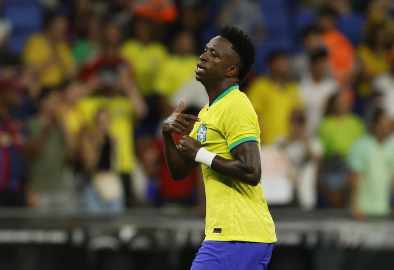 &copy; Reuters. Vinícius Jr. durante amistoso da seleção brasileira contra Guiné
 17/6/ 2023   REUTERS/Albert Gea