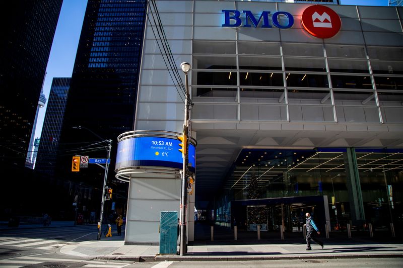 Canada financial regulator maintains banks' domestic stability buffer at 3.5%