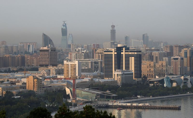 &copy; Reuters. منظر عام لوسط باكو، عاصمة أذربيجان، في صورة من أرشيف رويترز.