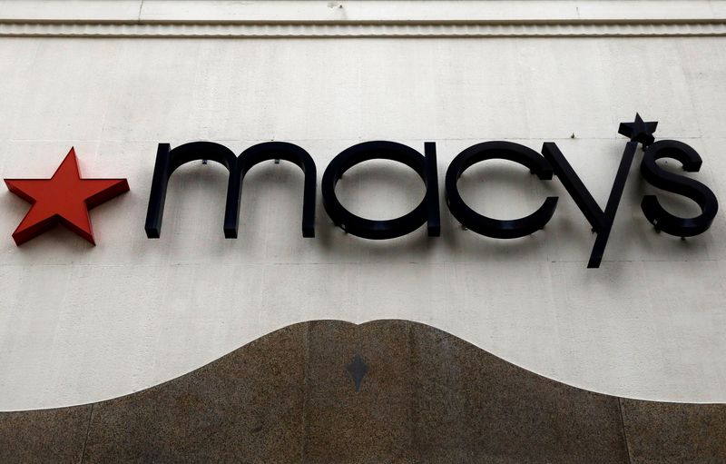 &copy; Reuters. Un magasin Macy's dans le quartier de Brooklyn à New York. /Photo d'archives/REUTERS/Brendan McDermid