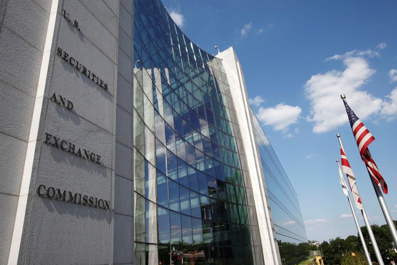 &copy; Reuters. FILE PHOTO: The headquarters of the U.S. Securities and Exchange Commission (SEC) are seen in Washington, July 6, 2009. REUTERS/Jim Bourg/File Photo