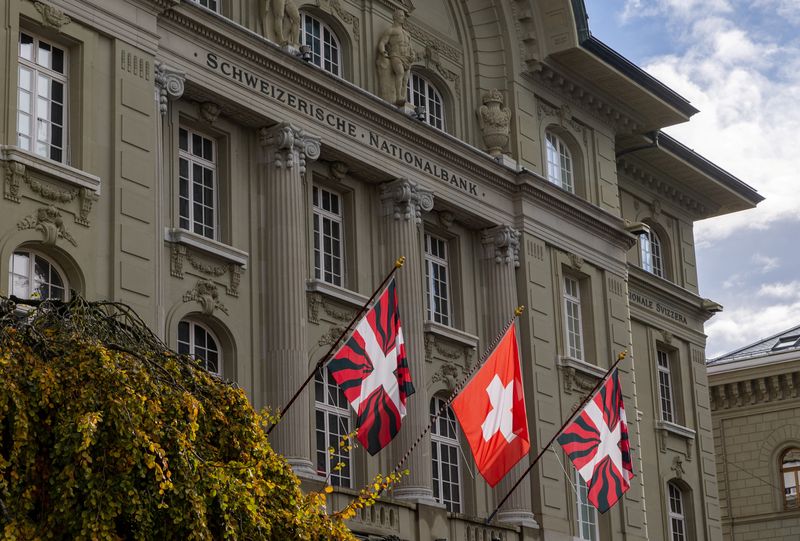 &copy; Reuters. Le siège de la Banque nationale suisse (BNS) à Berne, Suisse. /Photo prise le 15 novembre 2023/REUTERS/Denis Balibouse