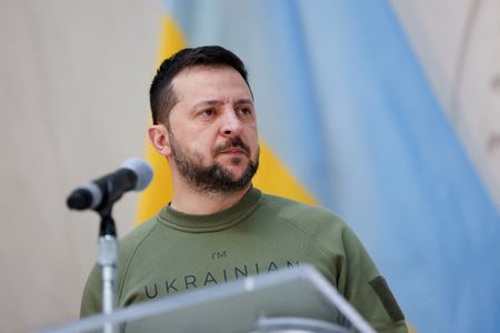 Zelenskiy makes 11th hour plea for Ukraine war funds in Washington By Reuters