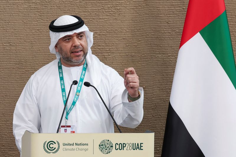 &copy; Reuters. Il Direttore generale della Cop28 Majid Al Suwaidi parla durante una conferenza stampa alla Conferenza delle Nazioni Unite sui cambiamenti climatici (Cop28) a Dubai, negli Emirati Arabi Uniti, 12 dicembre 2023. REUTERS/Amr Alfiky