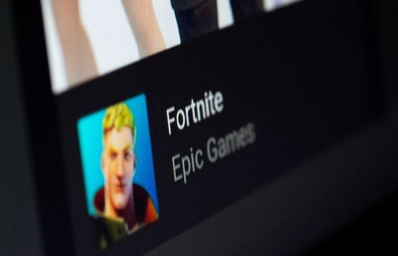 &copy; Reuters. FILE PHOTO: Fortnite game installing on Android operating system is seen in this illustration taken, May 2, 2021. REUTERS/Dado Ruvic/Illustration