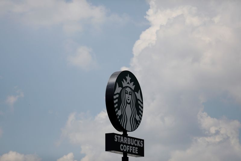 &copy; Reuters. Logo da Starbucks visto em Jundiaí
28/02/2018
REUTERS/Nacho Doce